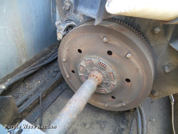 image for item DH4919 1980 Gleaner L2 Corn Plus combine