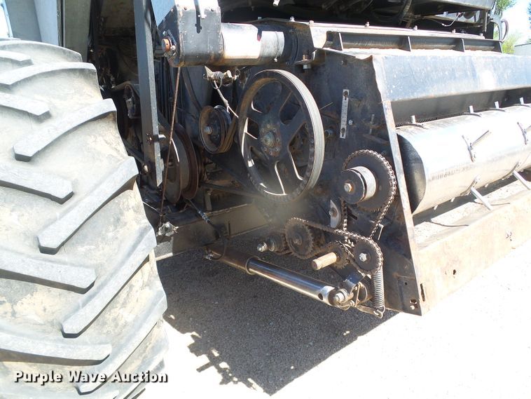 image for item DH4919 1980 Gleaner L2 Corn Plus combine