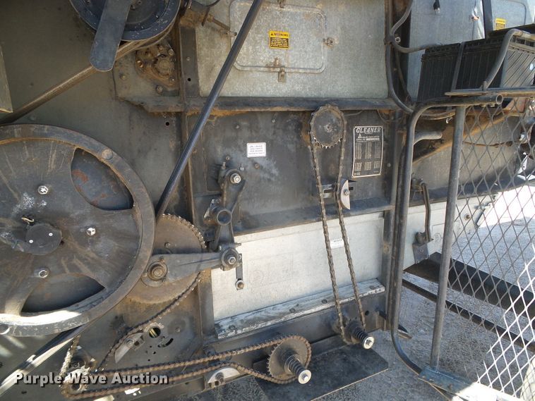 image for item DH4919 1980 Gleaner L2 Corn Plus combine