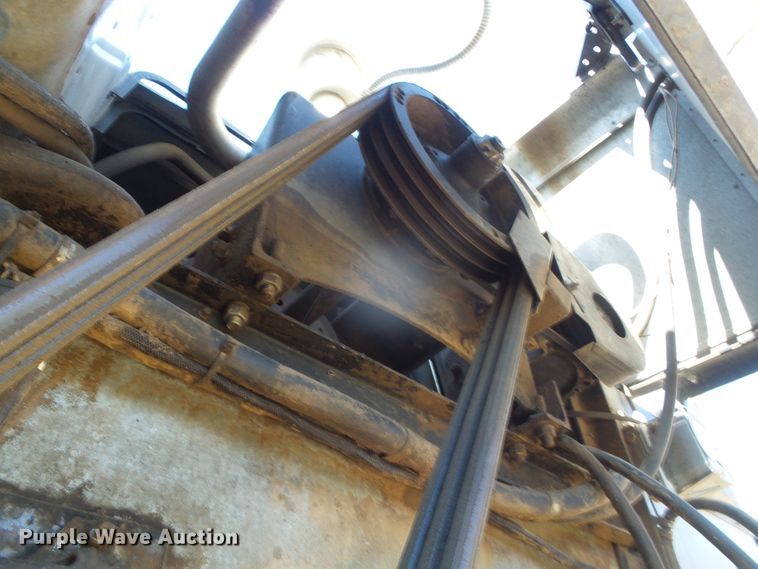 image for item DH4919 1980 Gleaner L2 Corn Plus combine