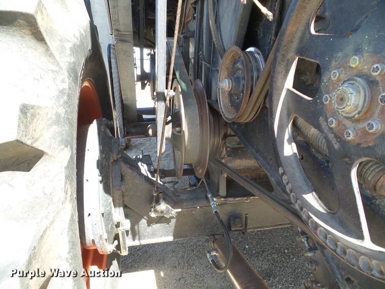 image for item DH4919 1980 Gleaner L2 Corn Plus combine