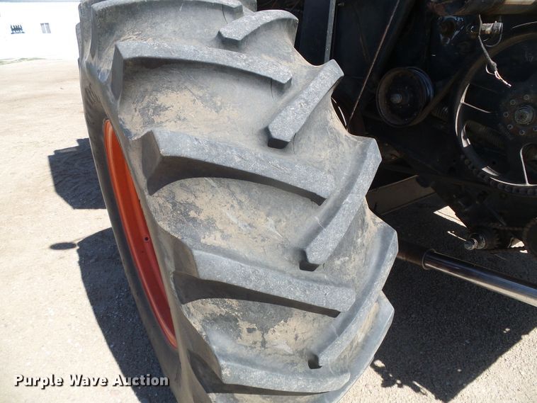 image for item DH4919 1980 Gleaner L2 Corn Plus combine