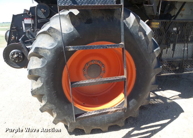 image for item DH4919 1980 Gleaner L2 Corn Plus combine