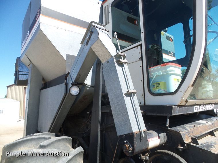 image for item DH4919 1980 Gleaner L2 Corn Plus combine