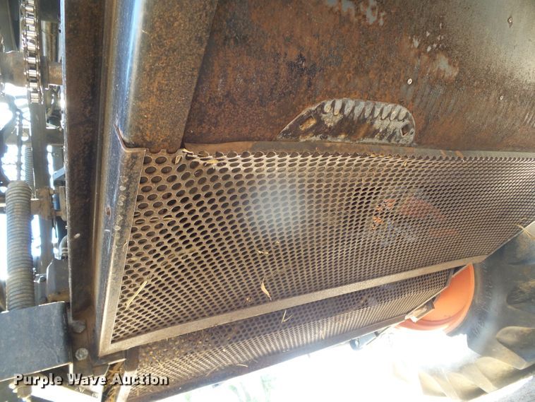 image for item DH4919 1980 Gleaner L2 Corn Plus combine