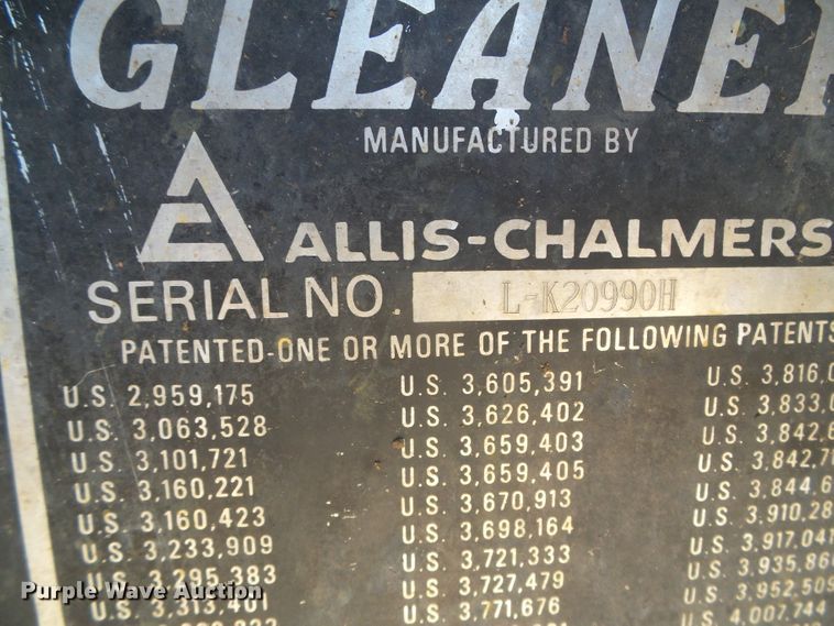 image for item DH4919 1980 Gleaner L2 Corn Plus combine