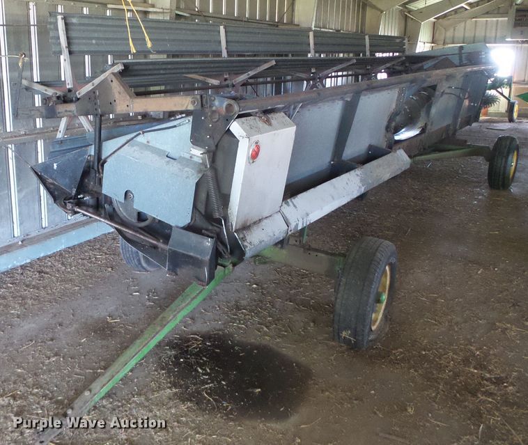 image for item DH4919 1980 Gleaner L2 Corn Plus combine