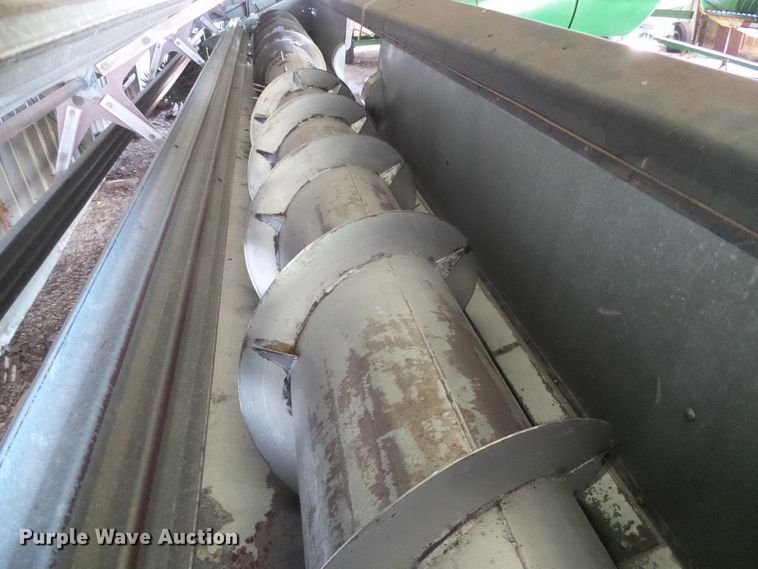 image for item DH4919 1980 Gleaner L2 Corn Plus combine