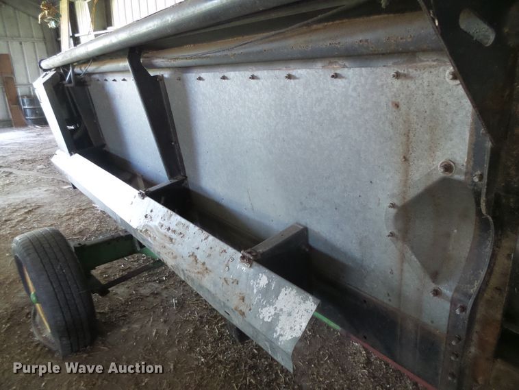 image for item DH4919 1980 Gleaner L2 Corn Plus combine