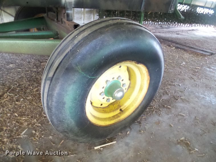 image for item DH4919 1980 Gleaner L2 Corn Plus combine