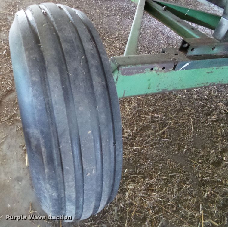 image for item DH4919 1980 Gleaner L2 Corn Plus combine