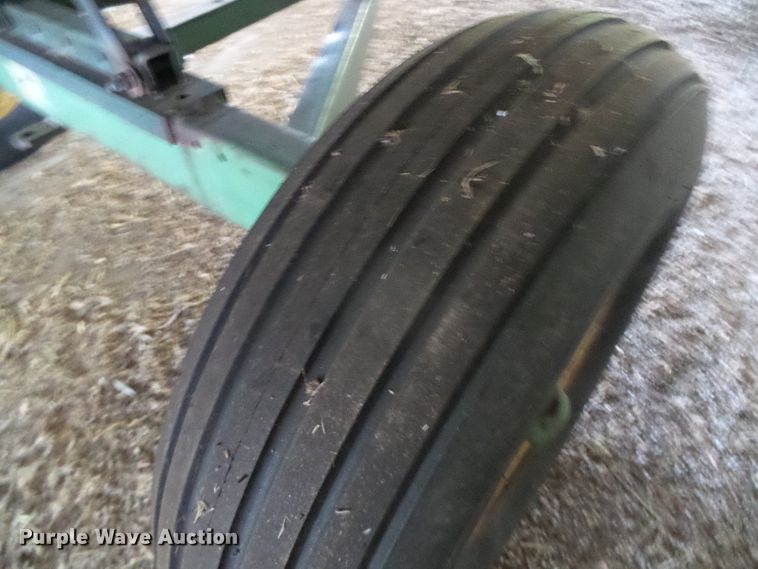 image for item DH4919 1980 Gleaner L2 Corn Plus combine