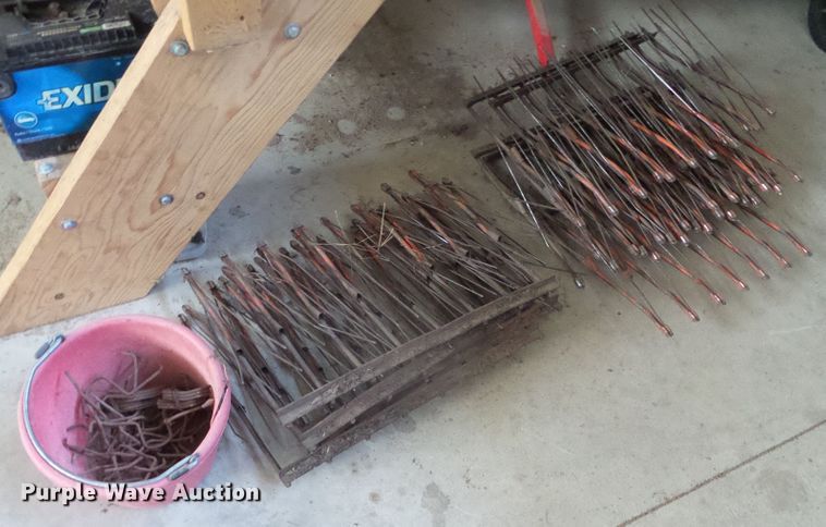 image for item DH4919 1980 Gleaner L2 Corn Plus combine