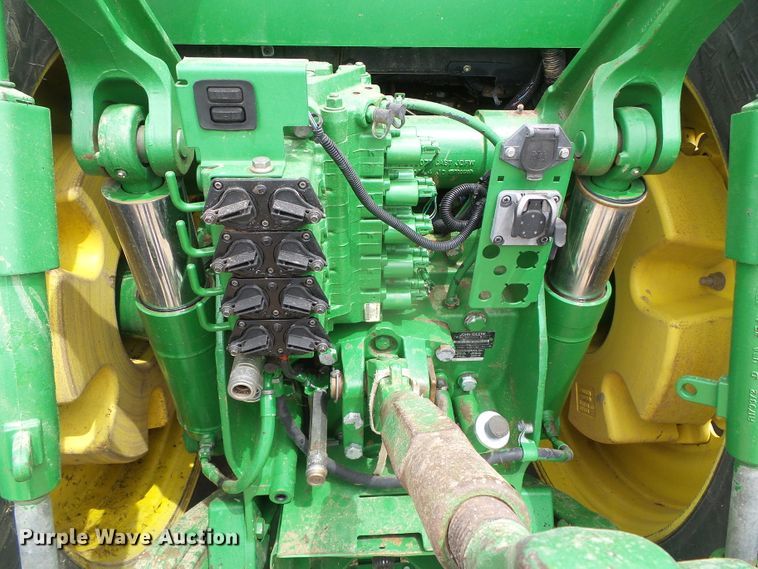 image for item DH4937 2007 John Deere 8430  MFWD tractor