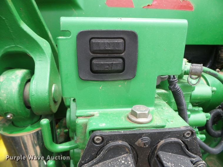 image for item DH4937 2007 John Deere 8430  MFWD tractor