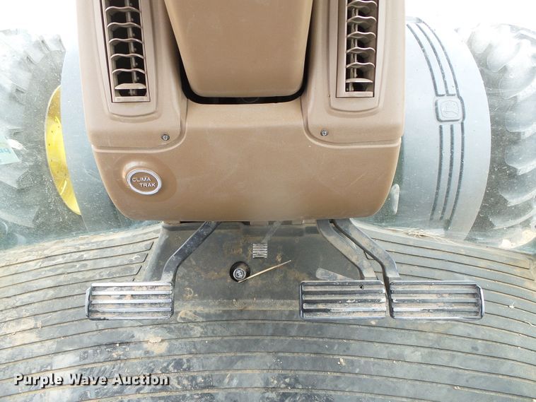 image for item DH4937 2007 John Deere 8430  MFWD tractor