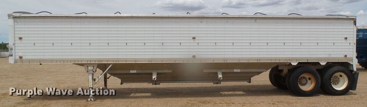image for item DH4939 1986 Timpte Super Hopper double hopper bottom grain trailer