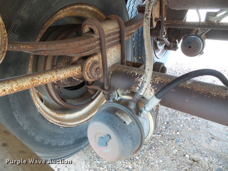 image for item DH4939 1986 Timpte Super Hopper double hopper bottom grain trailer