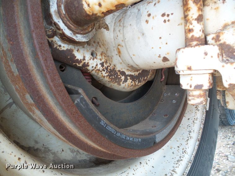 image for item DH4939 1986 Timpte Super Hopper double hopper bottom grain trailer