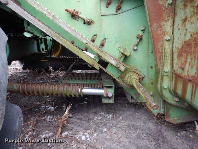 image for item DH5293 1973 John Deere 7700 combine