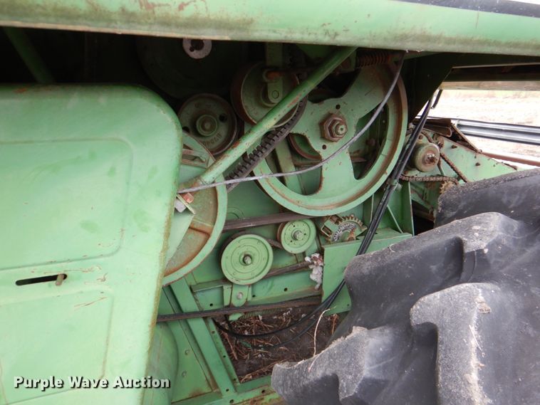 image for item DH5293 1973 John Deere 7700 combine