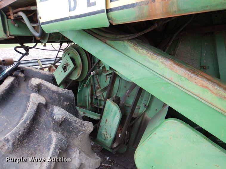 image for item DH5293 1973 John Deere 7700 combine