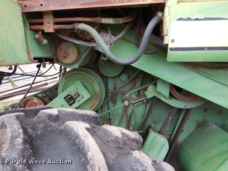 image for item DH5293 1973 John Deere 7700 combine