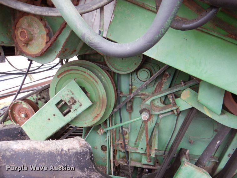 image for item DH5293 1973 John Deere 7700 combine