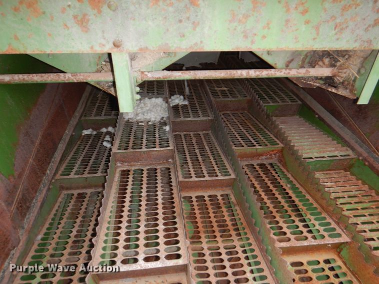 image for item DH5293 1973 John Deere 7700 combine