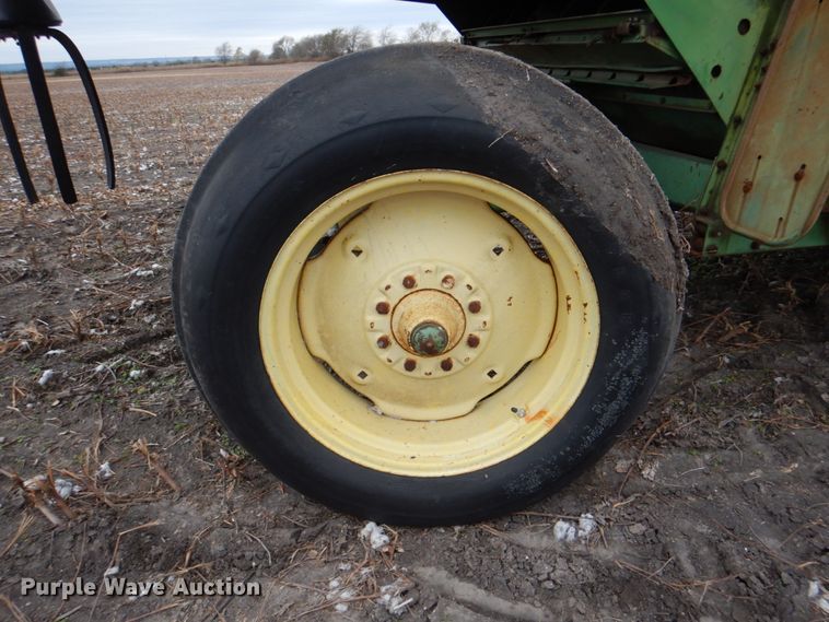 image for item DH5293 1973 John Deere 7700 combine