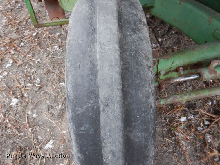 image for item DH5293 1973 John Deere 7700 combine