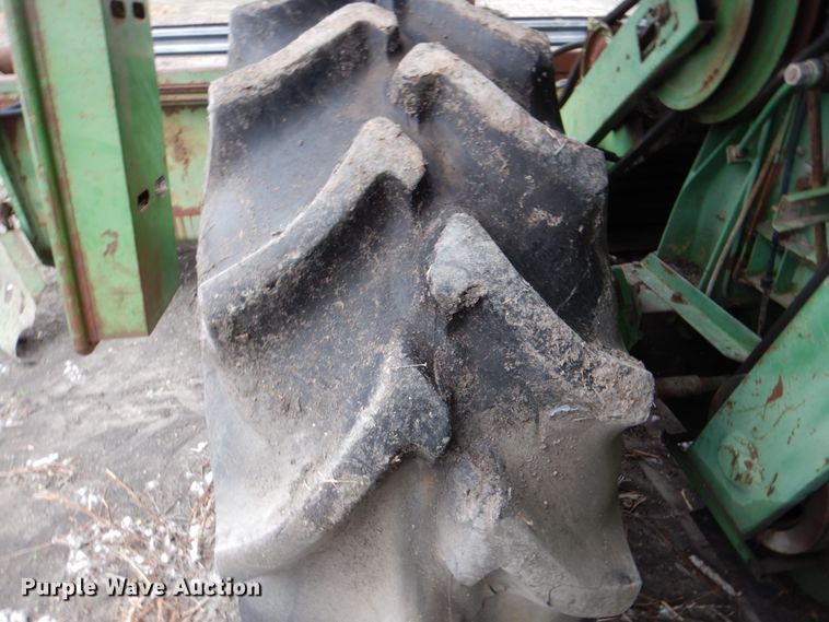 image for item DH5293 1973 John Deere 7700 combine