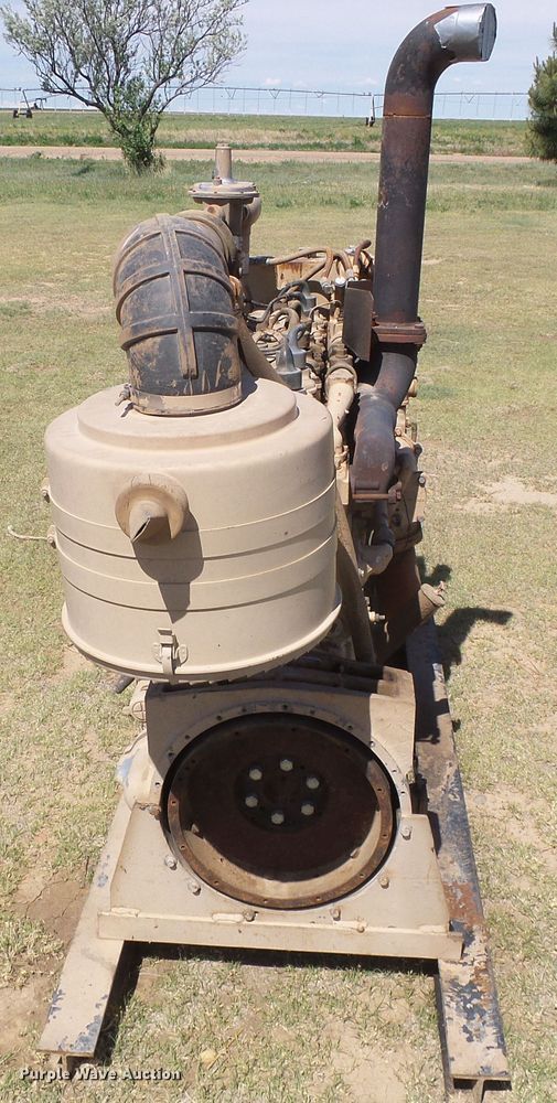 image for item EL9142 Six cylinder natural gas irrigation engine