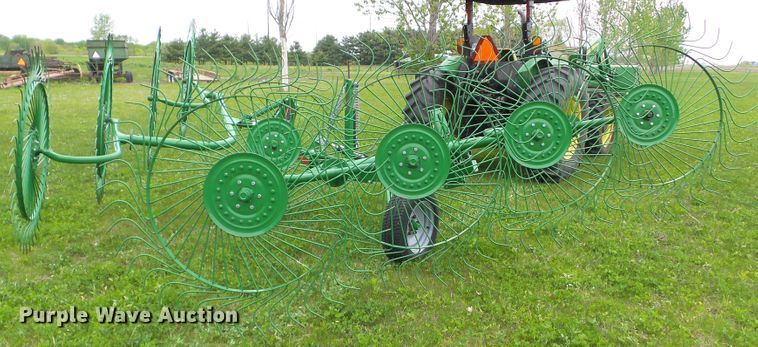 image for item EM9997 2018 Frontier WR0008 hay rake