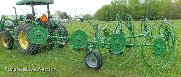 image for item EM9997 2018 Frontier WR0008 hay rake