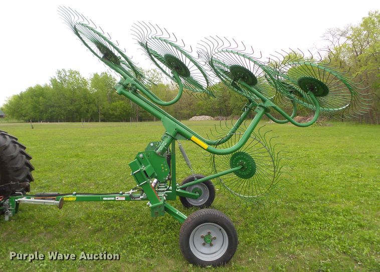 image for item EM9997 2018 Frontier WR0008 hay rake