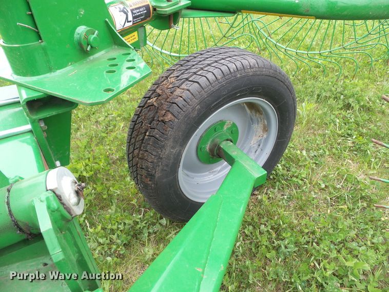 image for item EM9997 2018 Frontier WR0008 hay rake