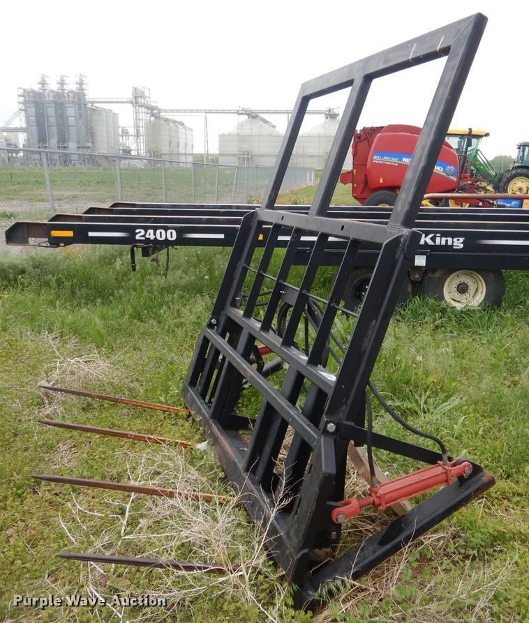 image for item FA9361 MDS FH238 bale spear with dozer