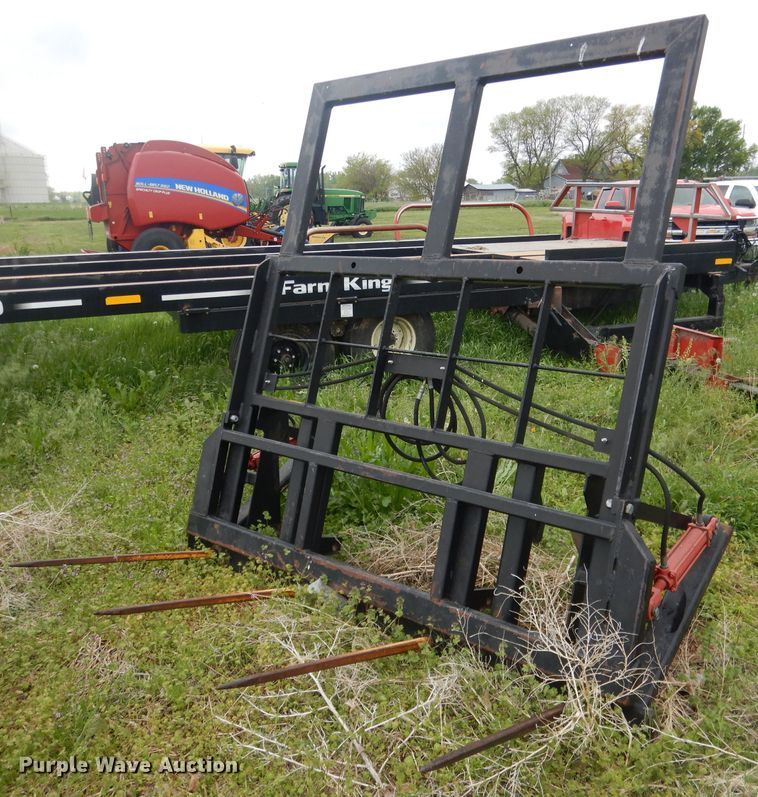 image for item FA9361 MDS FH238 bale spear with dozer