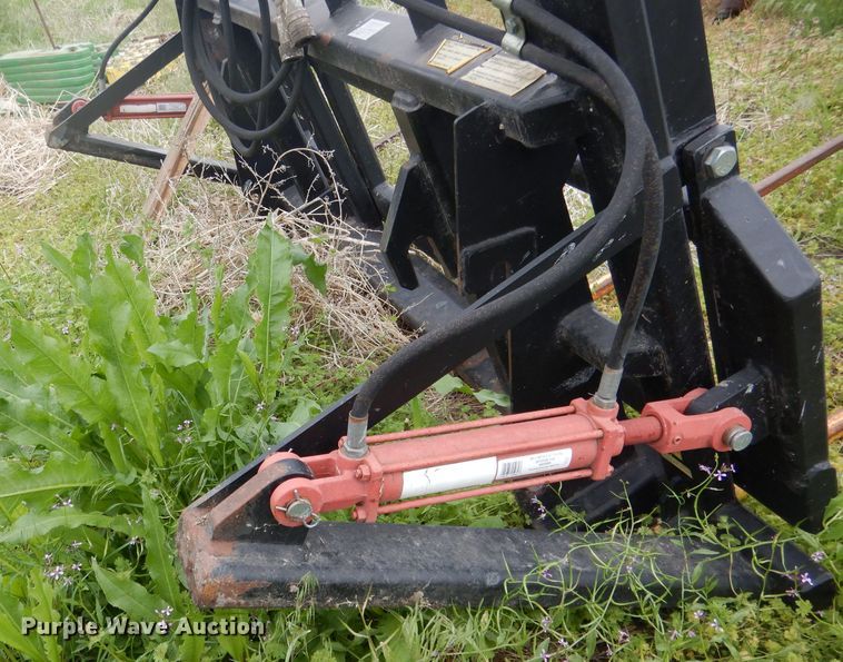 image for item FA9361 MDS FH238 bale spear with dozer