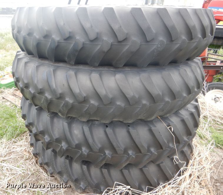 image for item FA9362 (4) Firestone 14.9R46 dual tires