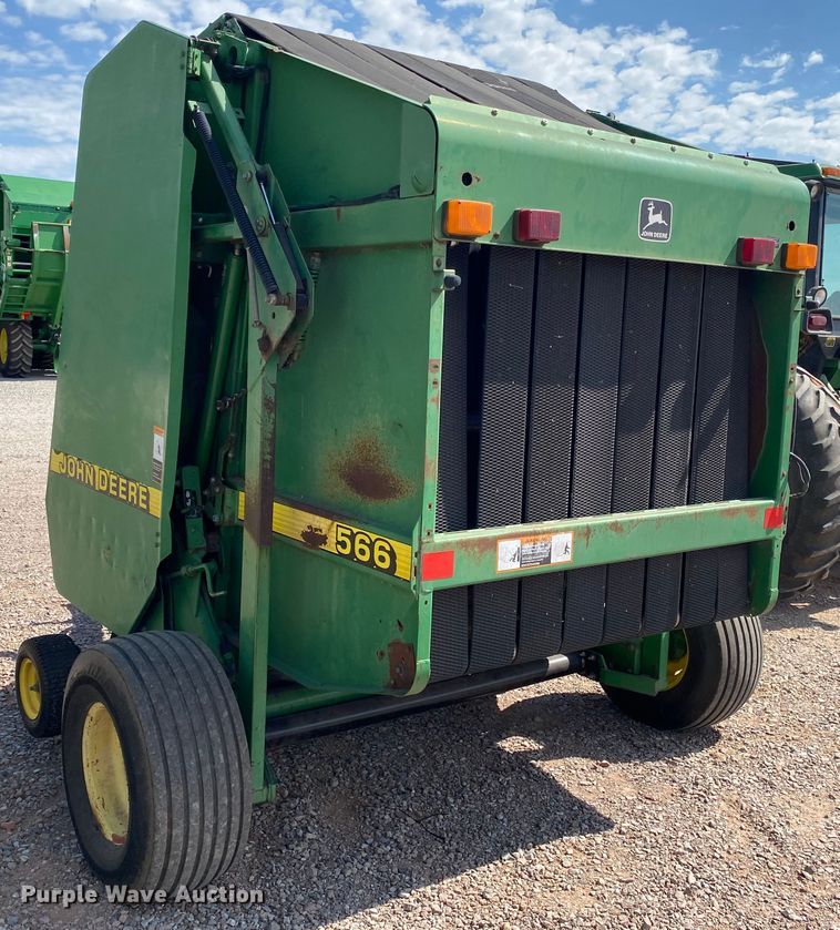 image for item GE9402 1998 John Deere 566 round baler