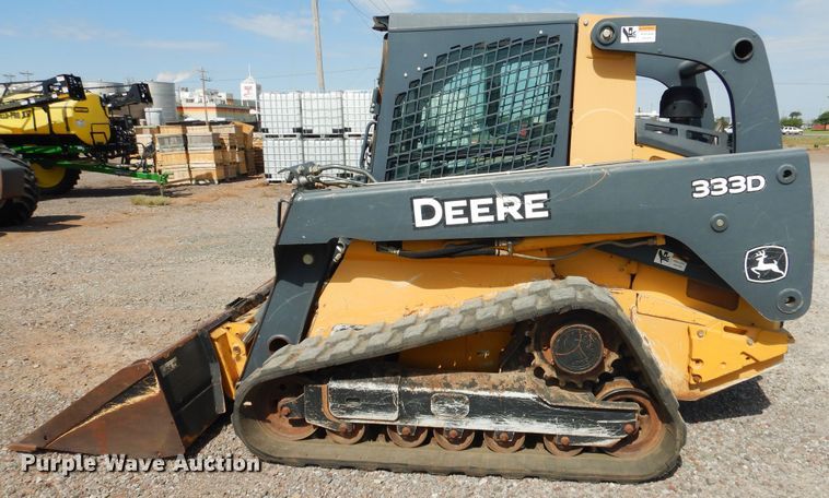 image for item GE9403 2011 John Deere 333D  tracked skid steer loader