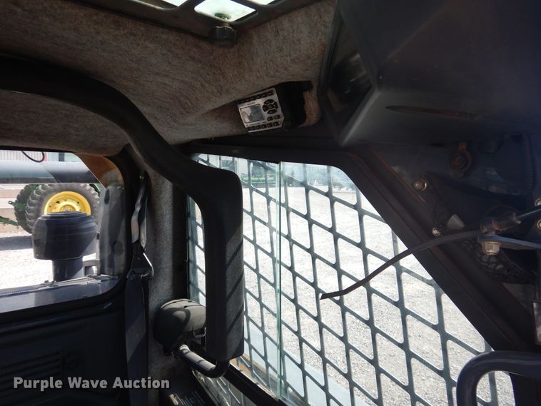 image for item GE9403 2011 John Deere 333D  tracked skid steer loader