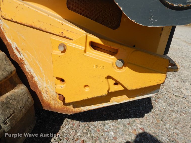 image for item GE9403 2011 John Deere 333D  tracked skid steer loader