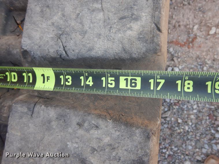 image for item GE9403 2011 John Deere 333D  tracked skid steer loader