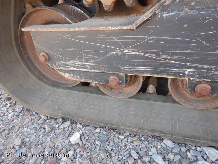 image for item GE9403 2011 John Deere 333D  tracked skid steer loader