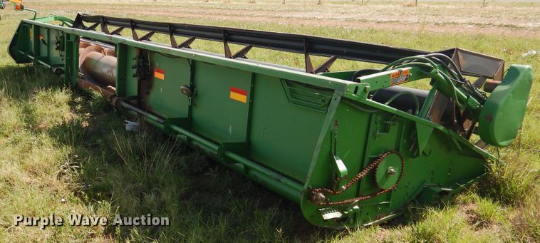 image for item GE9405 1999 John Deere 930 rigid head