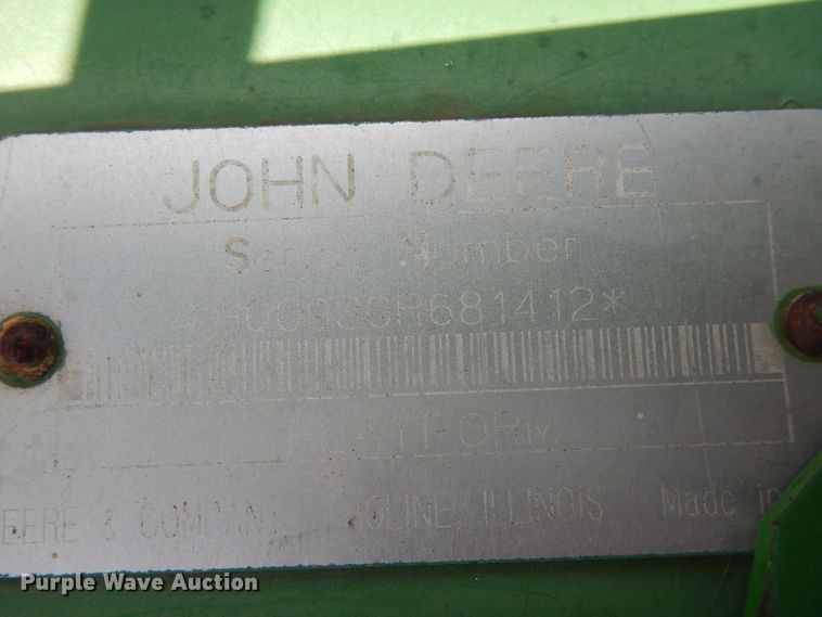 image for item GE9405 1999 John Deere 930 rigid head