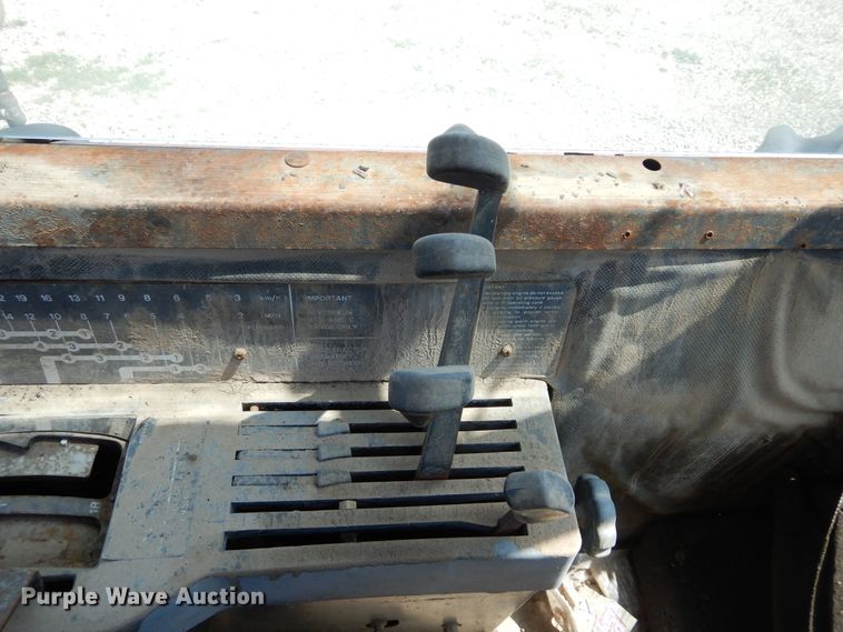 image for item GK9179 1979 John Deere 8640 4WD tractor